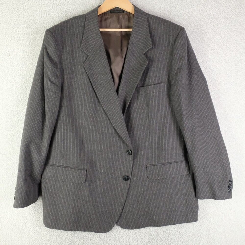 Vintage Blazer Mens 50R Gray Pin Striped Two Button Vented Business Casual Wool